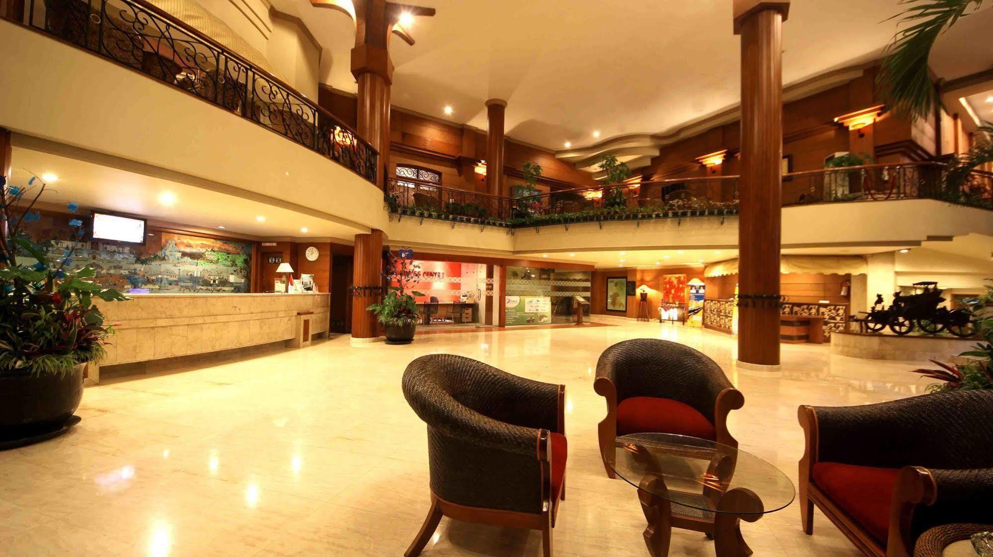 Bentani Hotel & Residence Cirebon Eksteriør bilde
